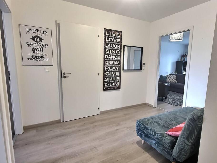 Superbe Appartement Avec 2 Balcons - Vue Sur La Cathedrale Environ 15 Min En Tram Straatsburg Buitenkant foto